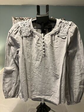 LOFT Gray Blouse Lace Shoulder Boho Peasant Top Long Sleeve Large